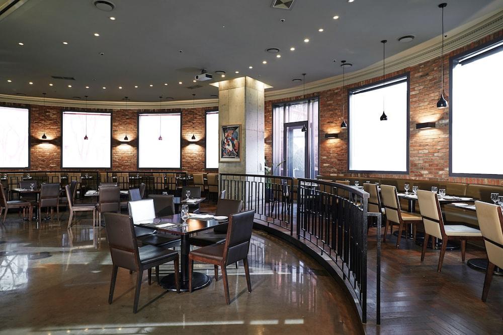 Fraser Place Hotel