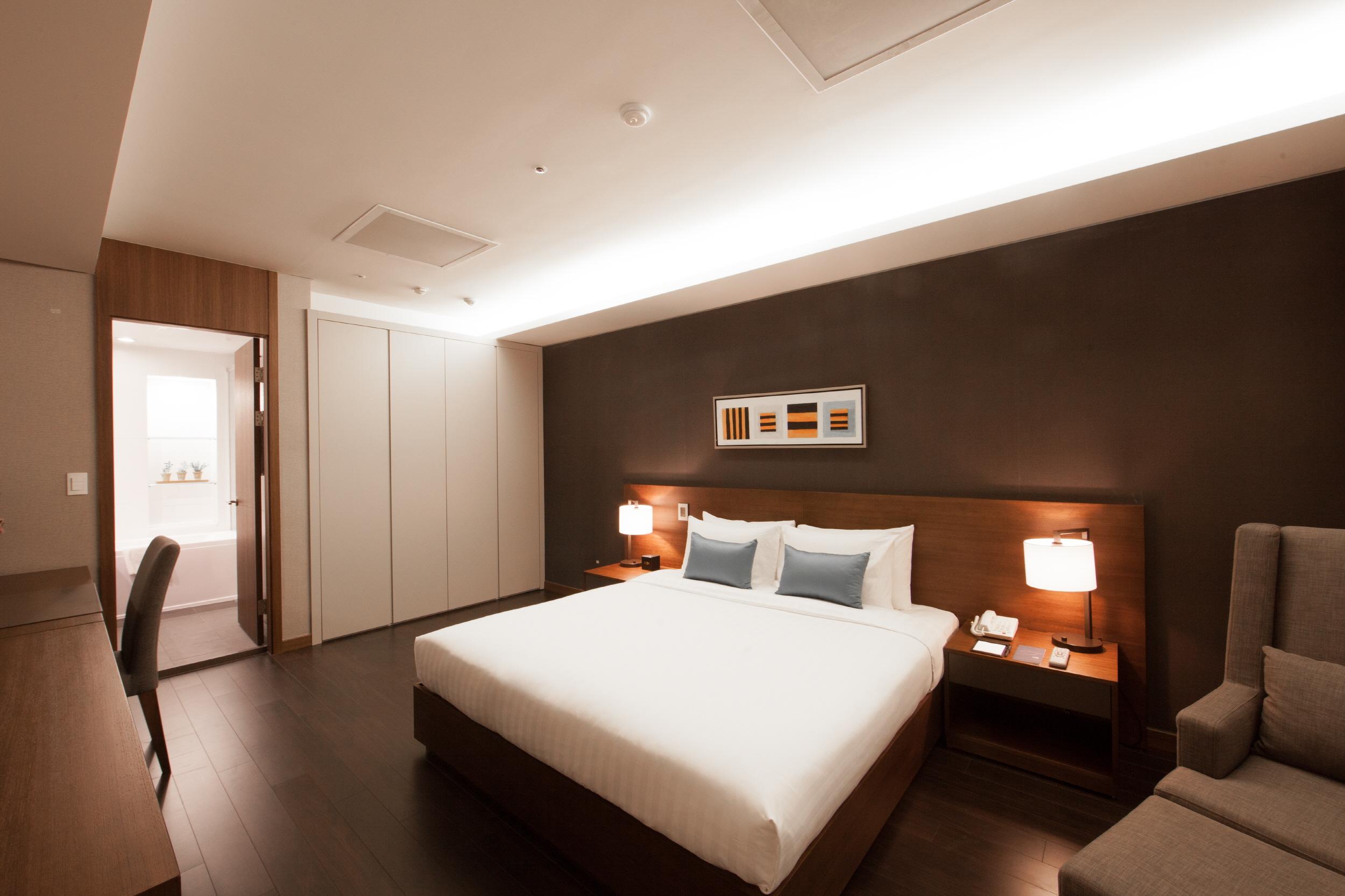 Fraser Place Hotel